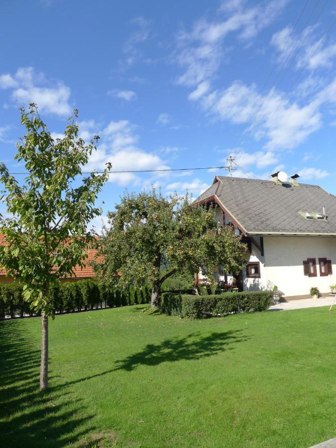Ferienwohnung Kusternik Velden am Woerthersee Exterior photo