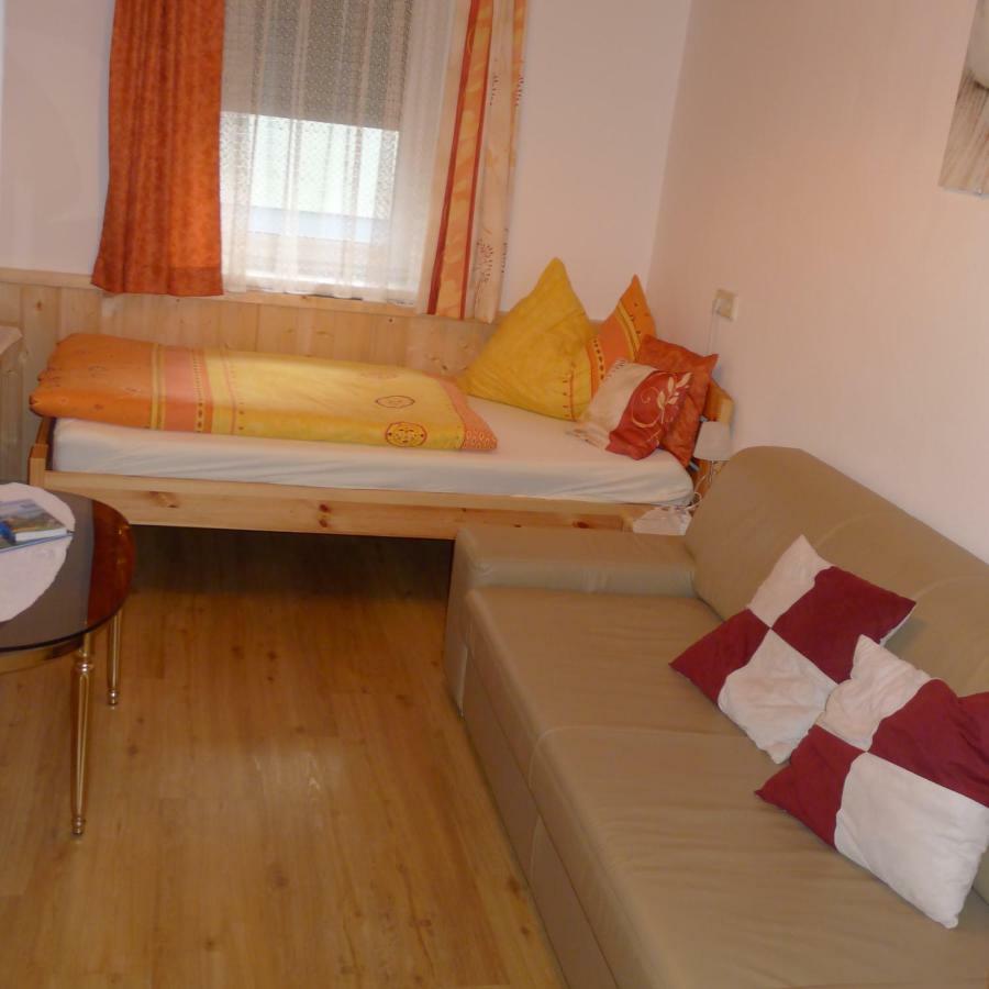 Ferienwohnung Kusternik Velden am Woerthersee Exterior photo